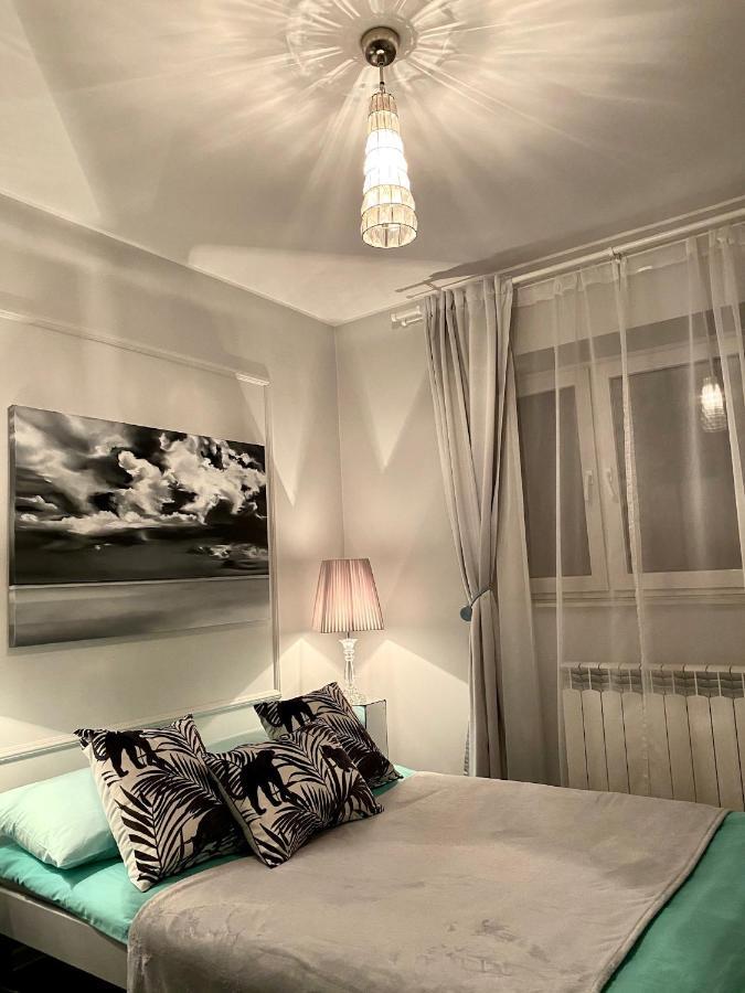 Dream Boutique Apartment 42M2 In The Heart Of Cracow Old Town Krakow Dış mekan fotoğraf